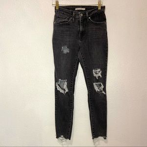 Levi’s 721 High Rise Skinny Black Distressed Jeans Women’s 27